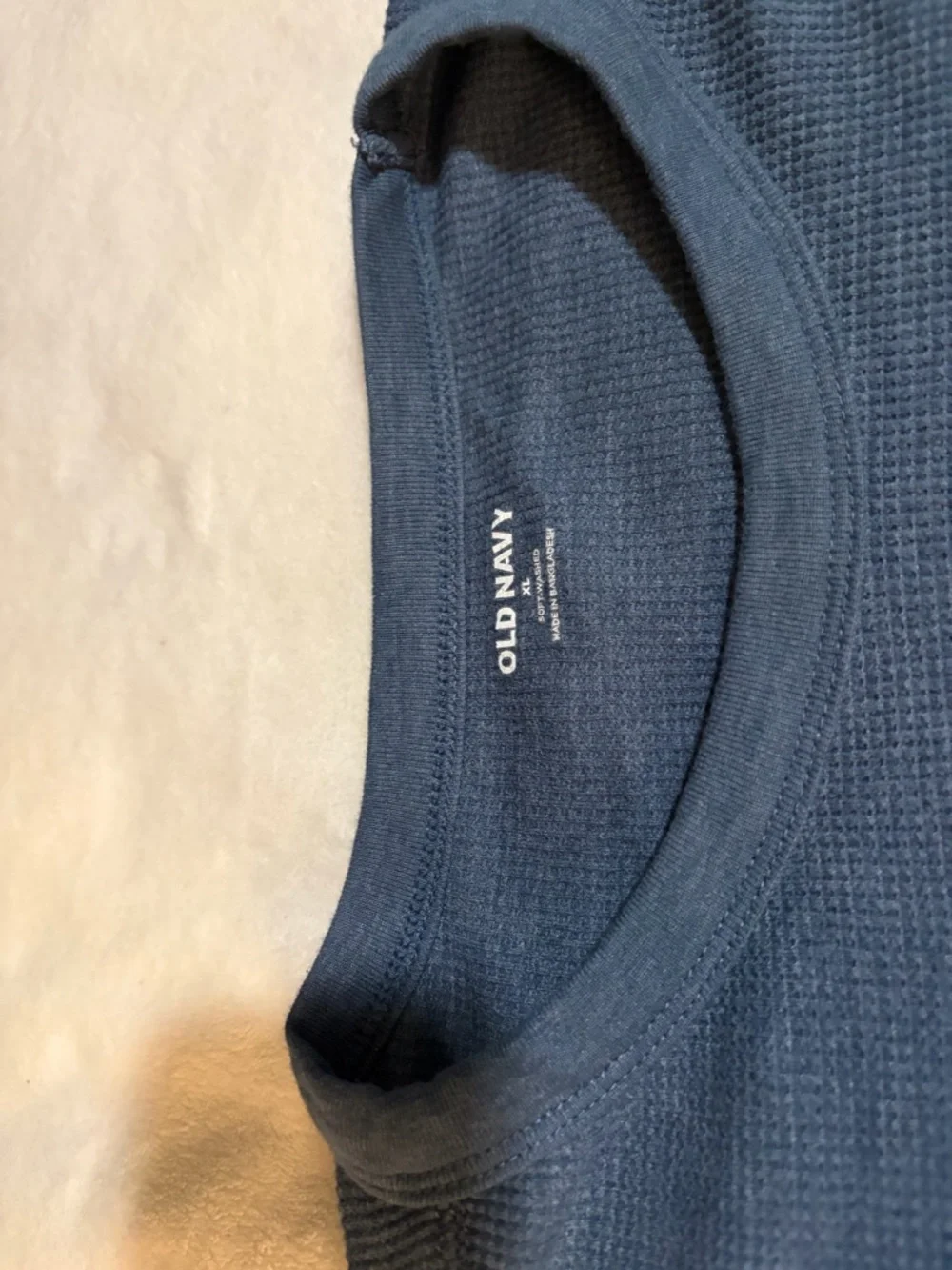 Old Navy Men's Long Sleeve Crewneck Shirt - Blue - Picture 3 of 3